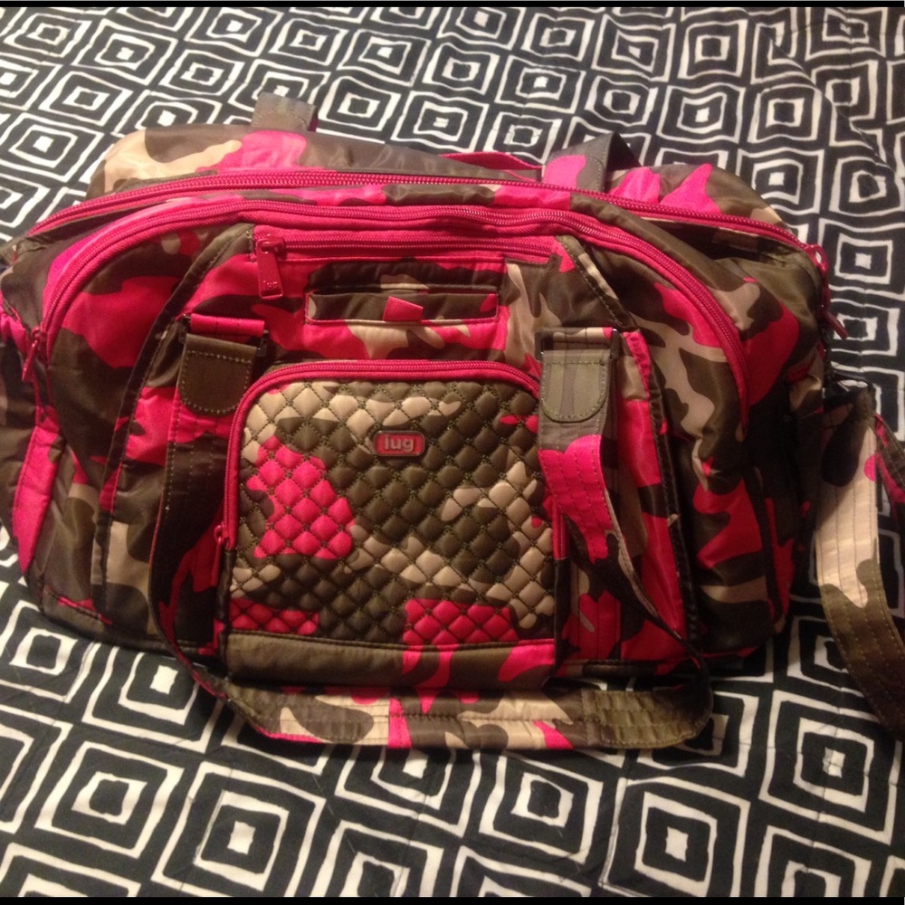 LUG Pink Camo Duffle/Overnight Luggage